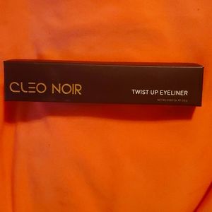 Cleo noir eyeliner